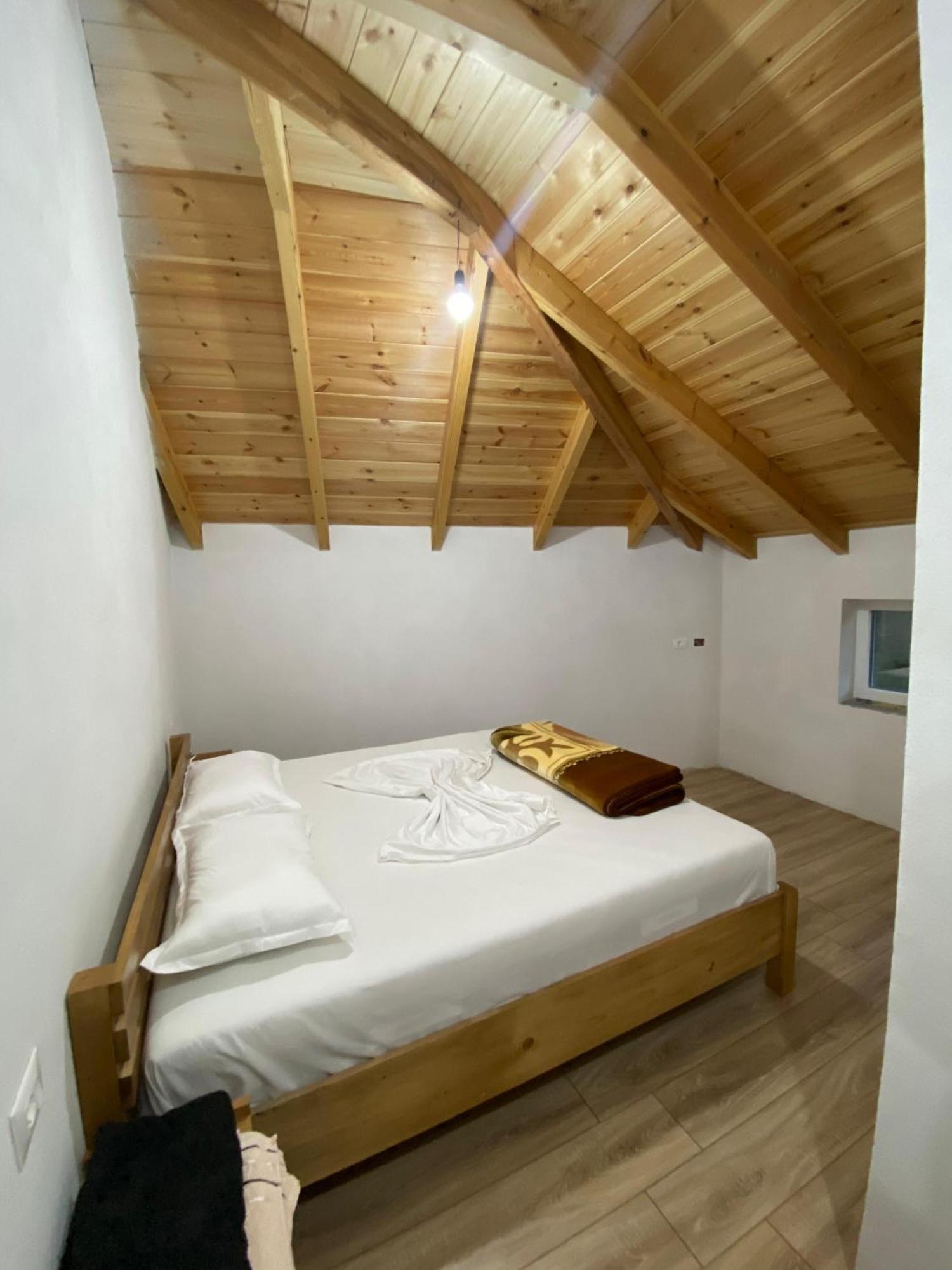 Guest House Korabi Ceren Exterior foto